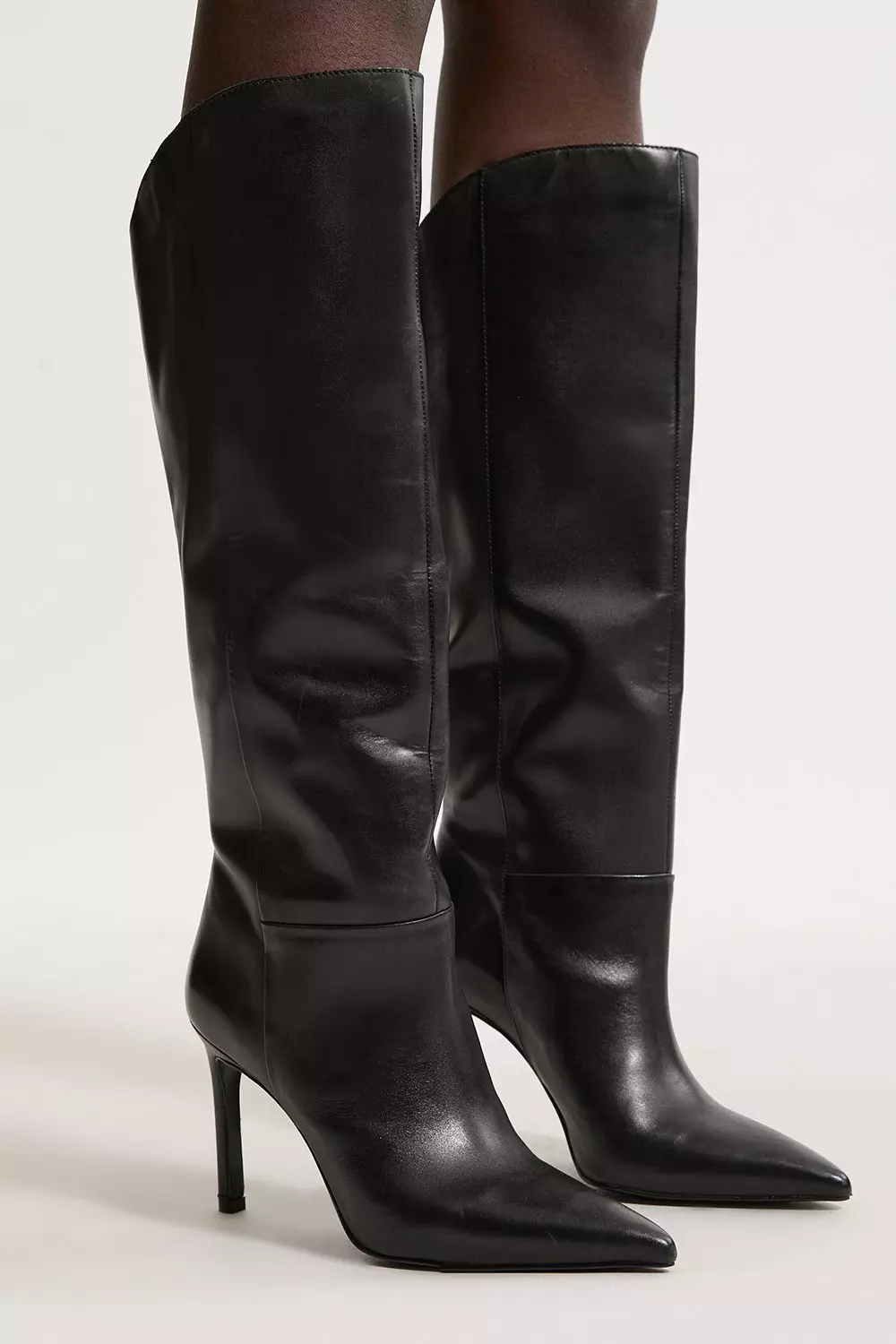 Black Leather Pointed High Heel Western Boot alternative image