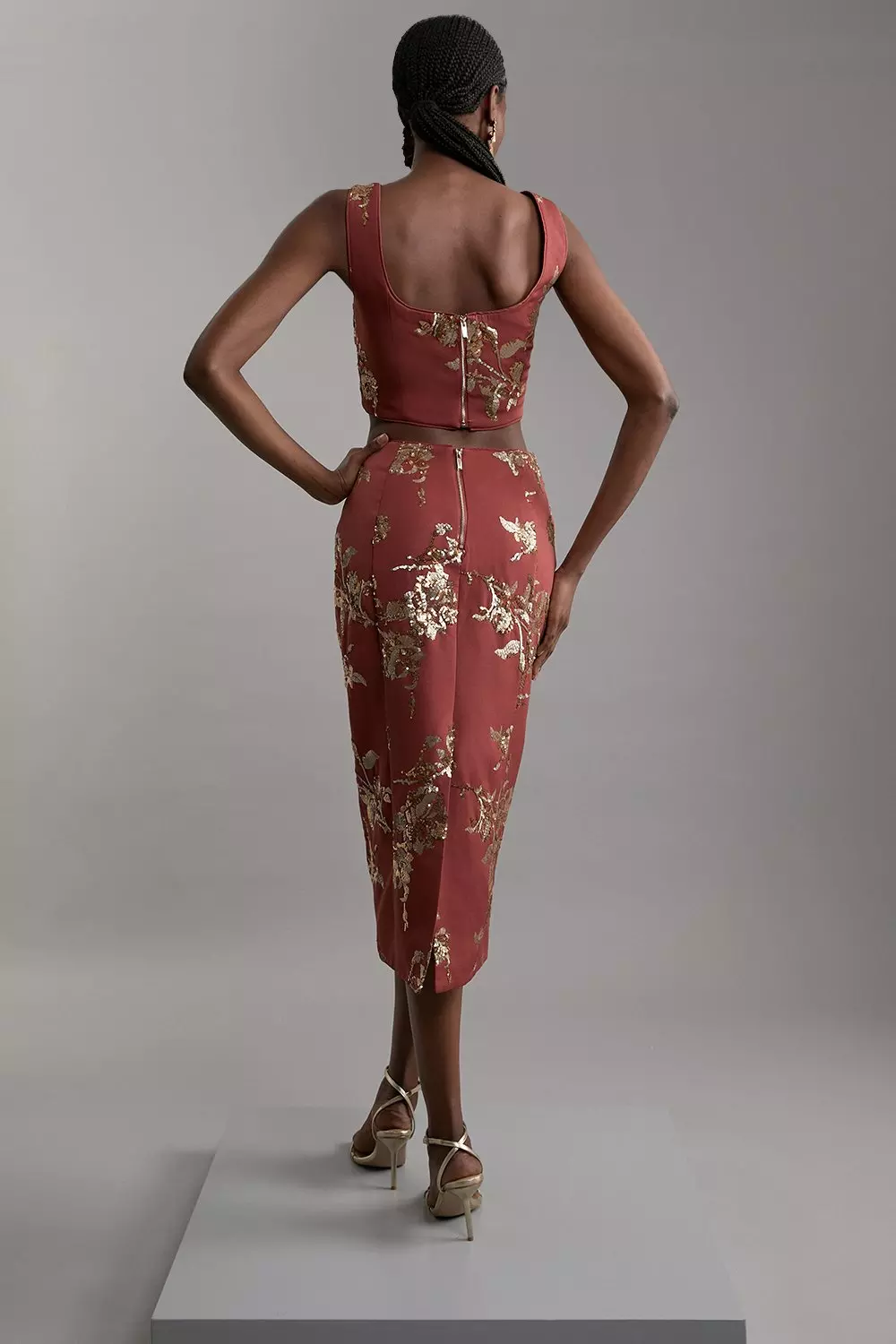 Embroidered sequin pencil skirt sale