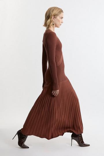 V Neck Elevated Rib Knit Full Skirt Midi Dress toffee