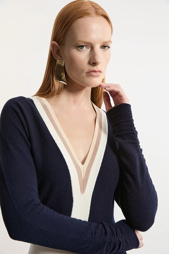 Wool Blend With Cashmere V Neck Colour Block Dress | Karen Wool Blend With Cashmere V Neck Colour Block Dress | Karen