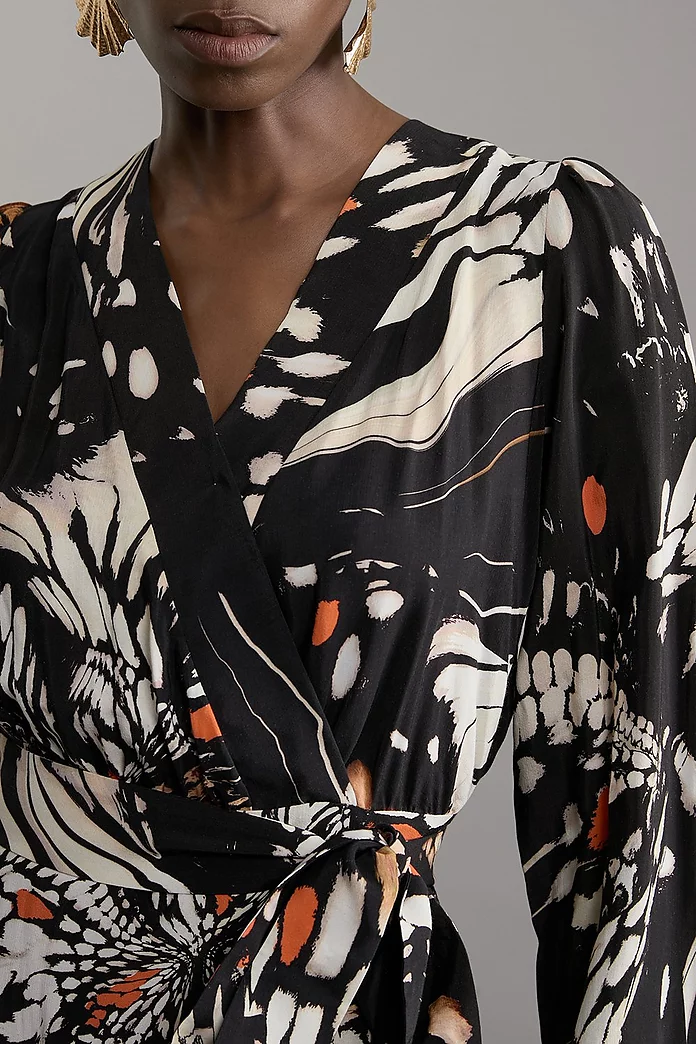 Petite Butterfly Print Viscose Crepe Woven Wrap Mini Dress Petite Butterfly Print Viscose Crepe Woven Wrap Mini Dress
