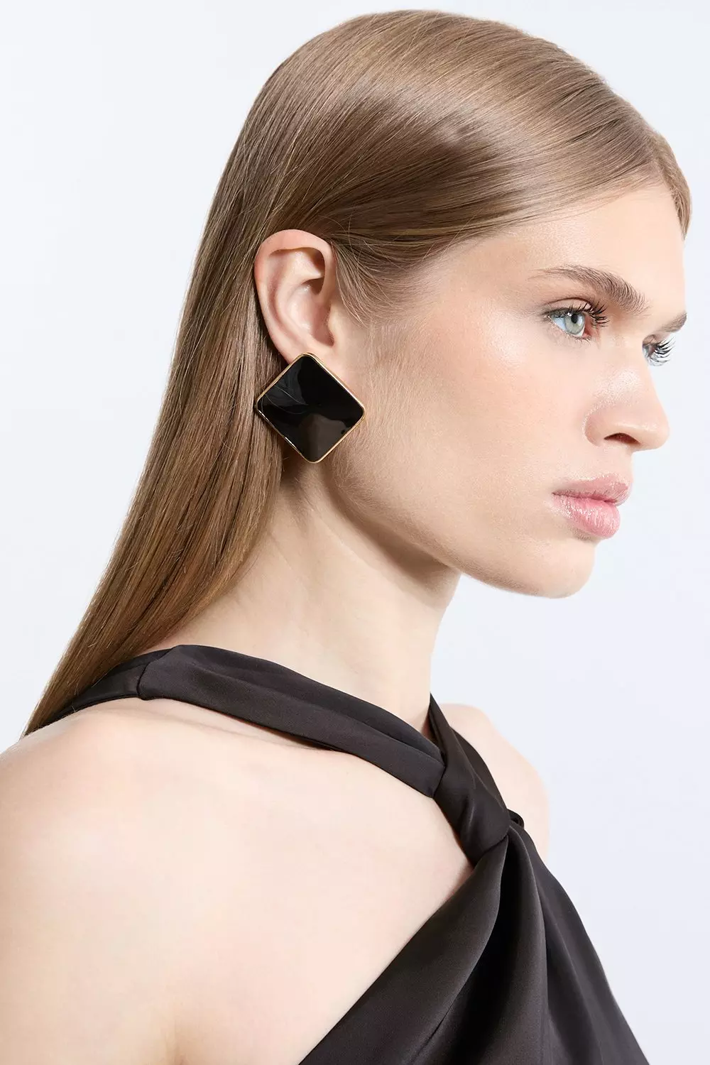 【KAREN MILLEN】スタッドステートメント ピアス 関税込 Chunky Statement Square Stud Earring | Karen Millen