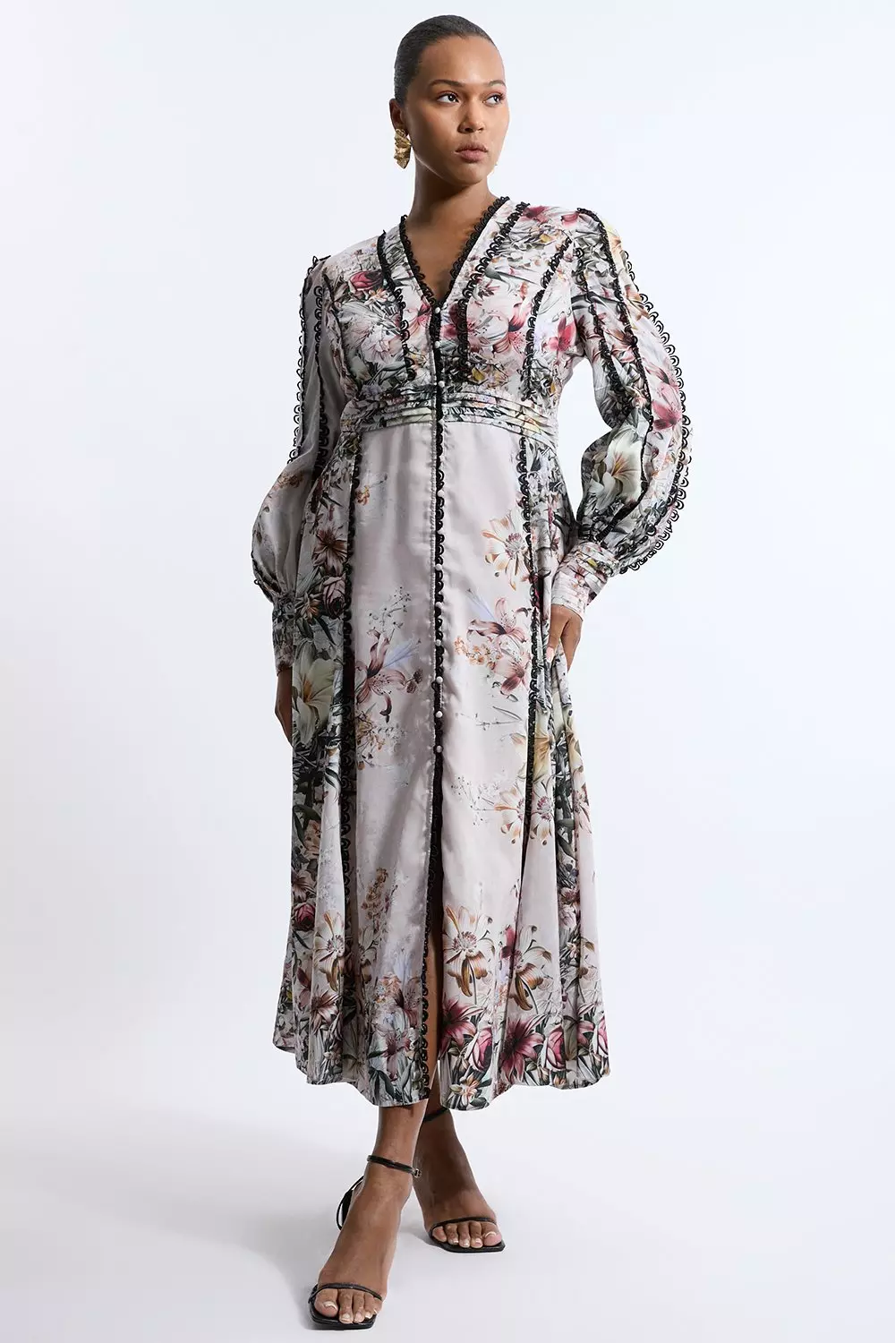 ◆KAREN MILLEN◆ ホルターネックオープンバックドレス / green Floral & Geo Embroidered Midaxi | Karen Millen
