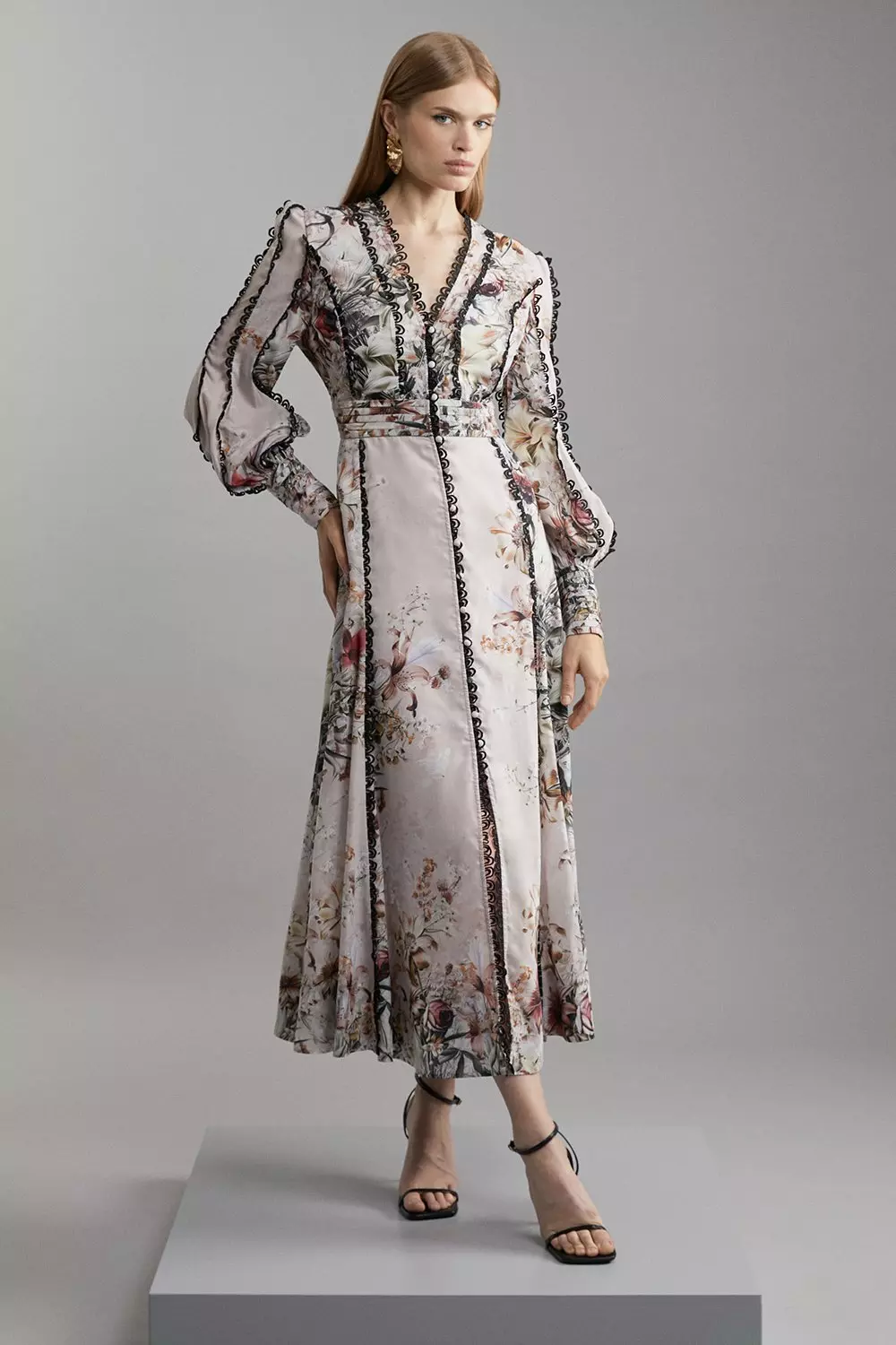 【KAREN MILLEN】プチトレーリング プランジ マキシドレス Trailing Floral Woven Plunge Maxi Dress | Karen Millen