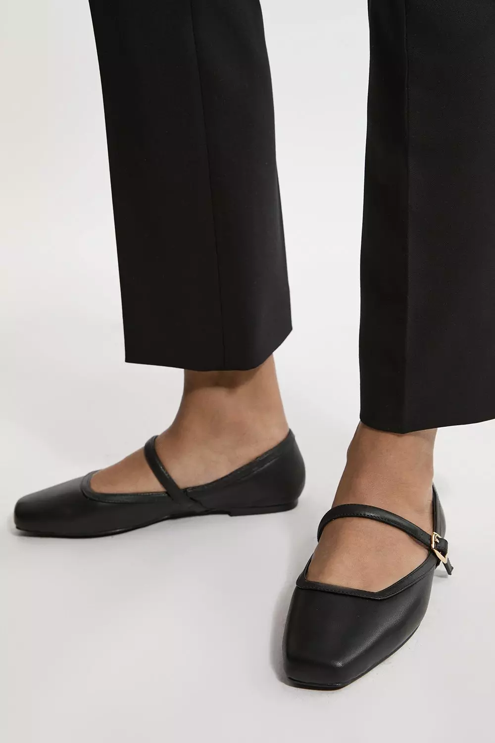 Square toe mary jane online