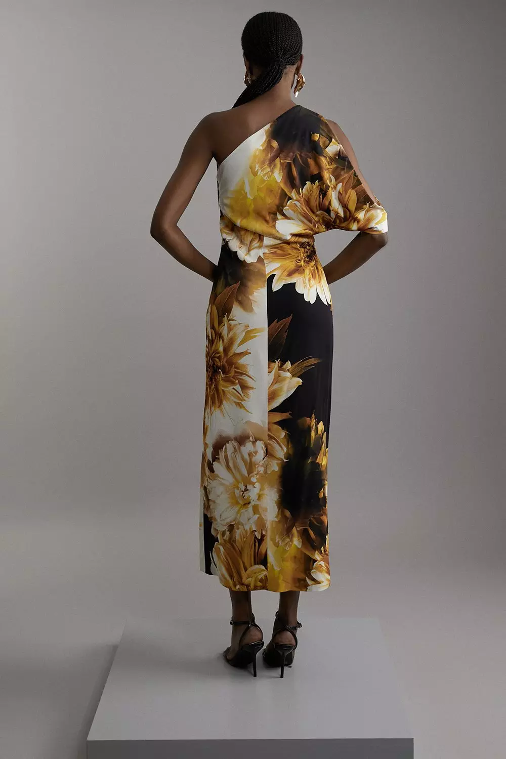 【Karen Millen】コールドショルダー 3Dフローラル マキシドレス bkk10297_floral_xl?pdp.template