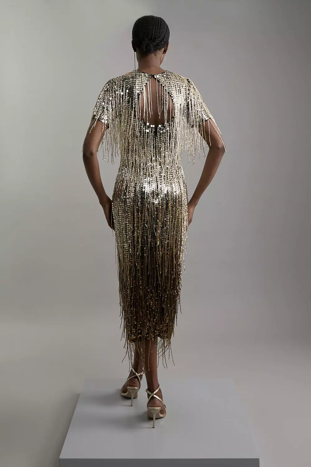 安心追跡【KAREN MILLEN】テーラード スパンコール ドレス Embellished And Beaded Tassel Woven Maxi Dress | Karen Millen