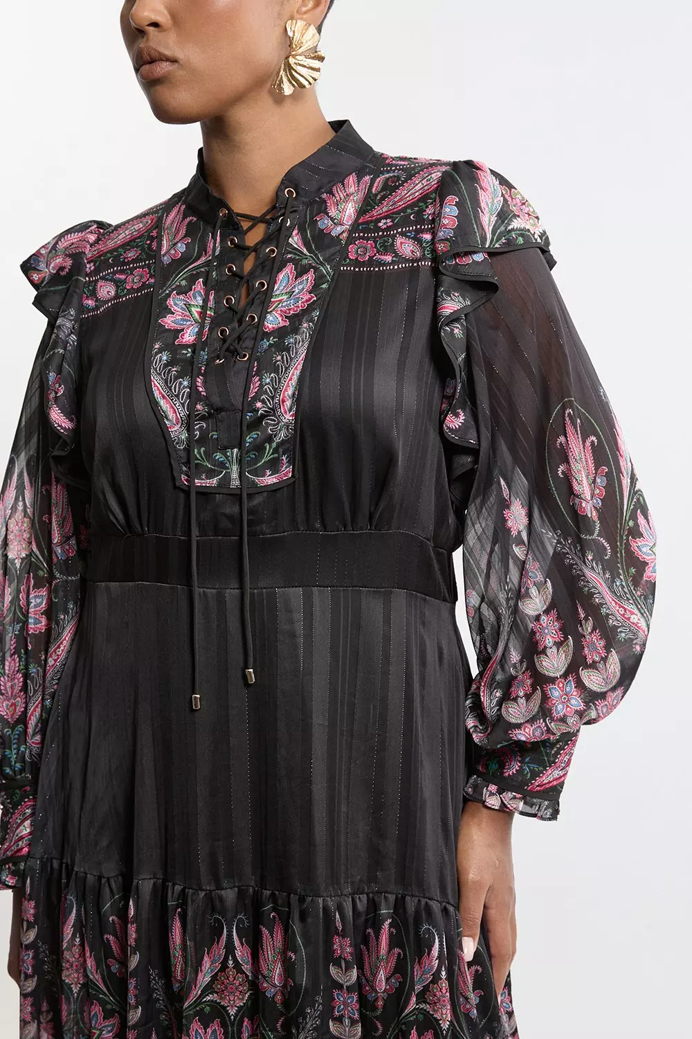 Plus Size Boho Floral Woven Midaxi Dress With Lace Front Detail alternative image