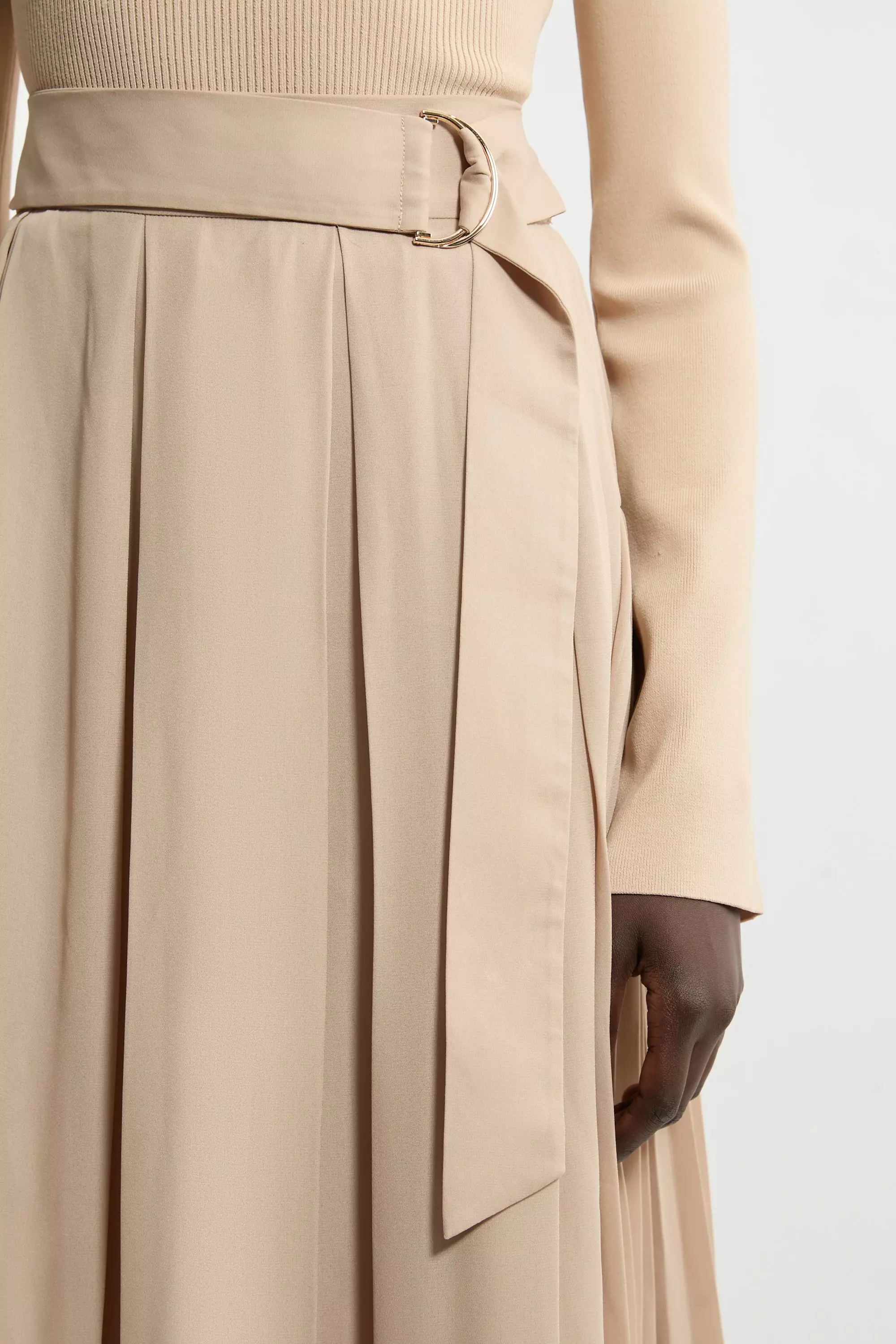 VIP【送料関税込】PRADA GEORGETTE MIDI SKIRT Georgette midi skirt in black - Prada | Mytheresa