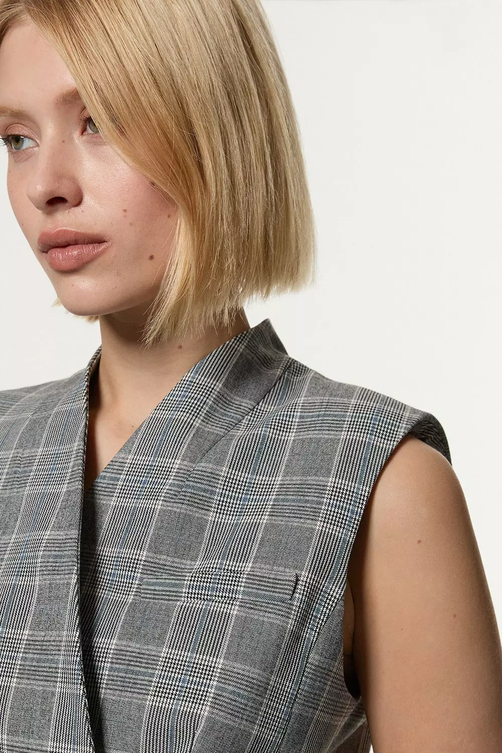 【KAREN MILLEN】グレーチェックカラーレスベルトブレザー Grey Check Tailored Collarless Belted Sleeveless Blazer