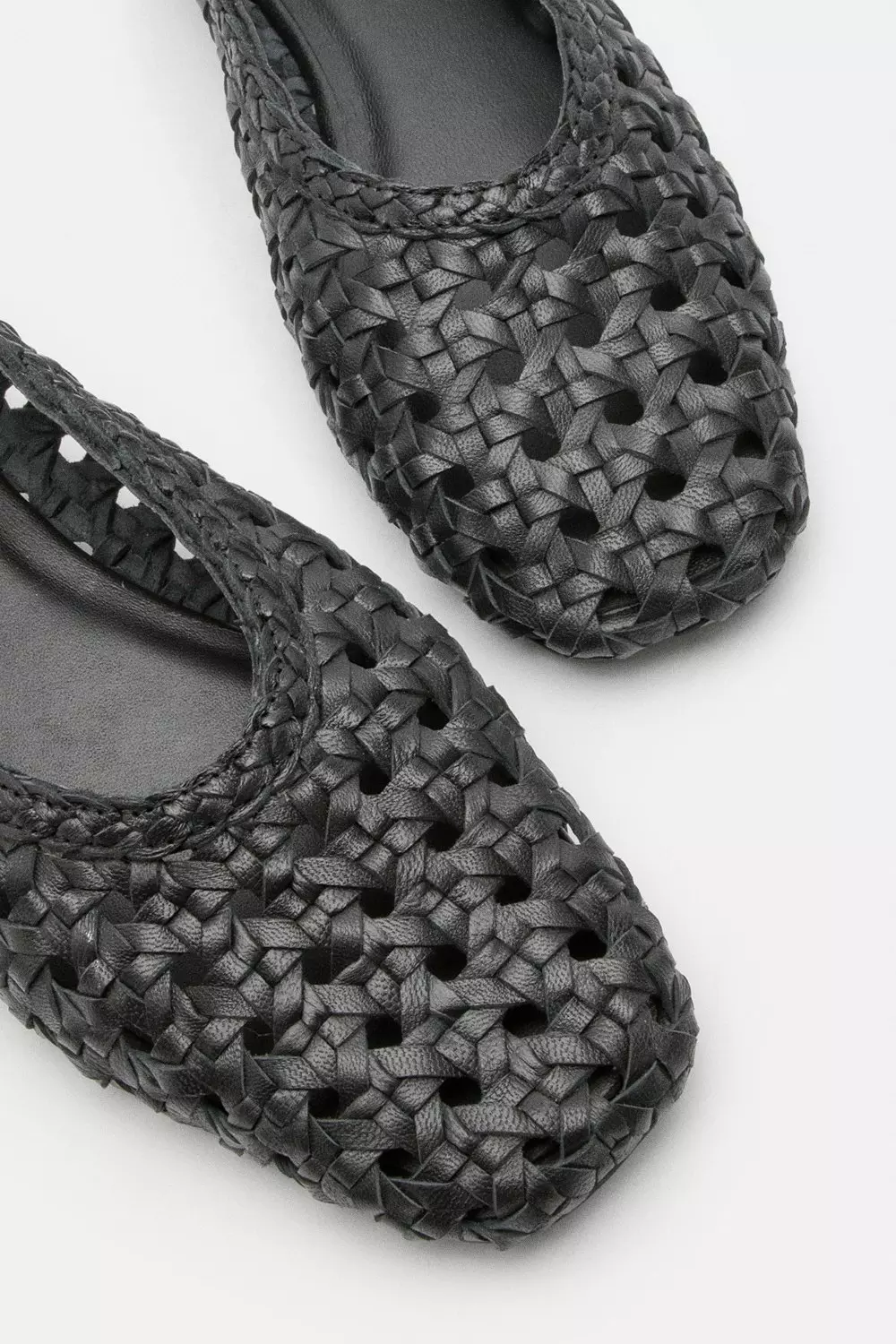 【送料&関税込】TotAme Woven Leather Ballerinas Totême Woven Leather Ballerinas Black – Neighbour