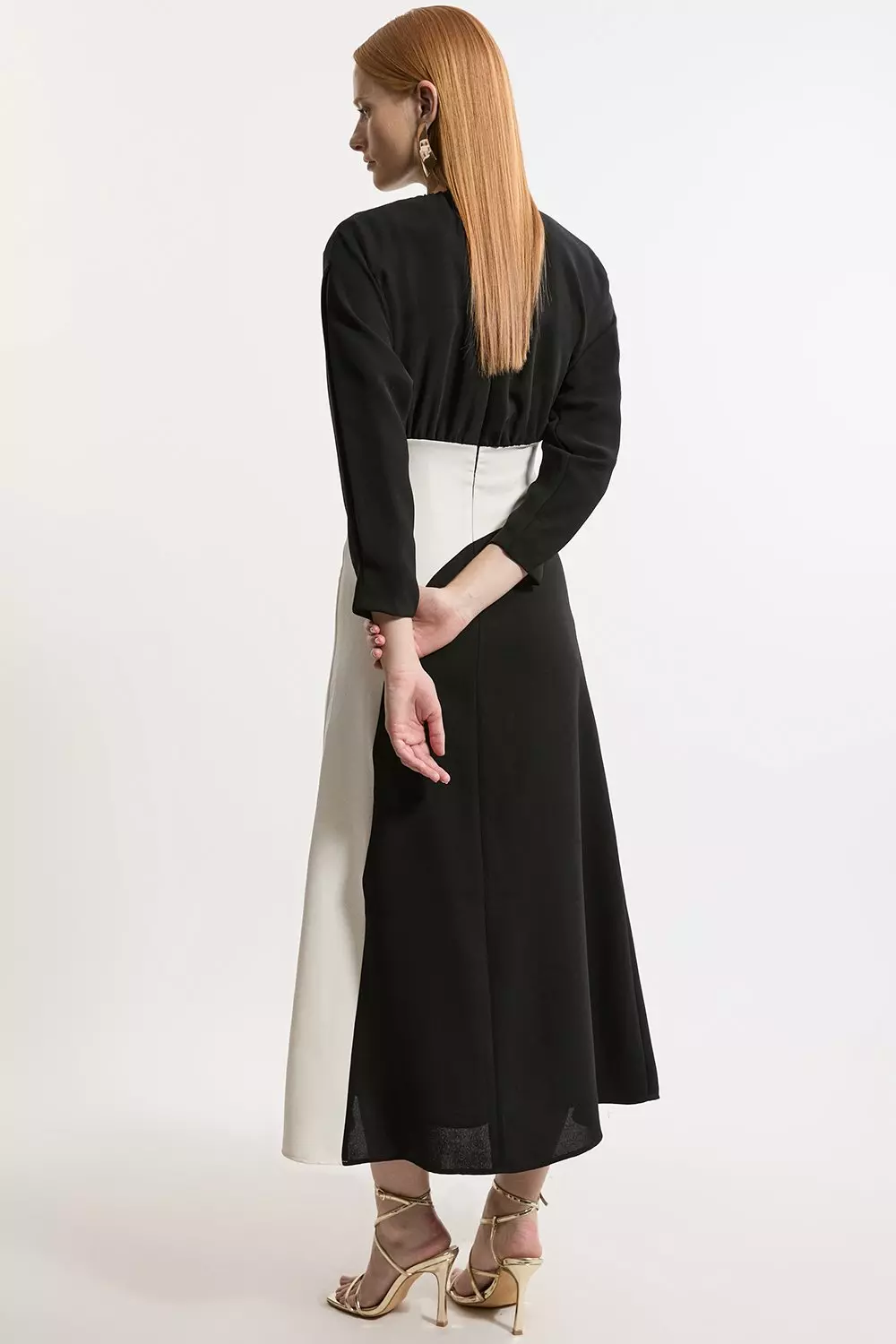 【Karen Millen】ソフト ケープ ディテール テーラード ドレス Soft Tailored Long Sleeve Maxi Dress | Karen Millen