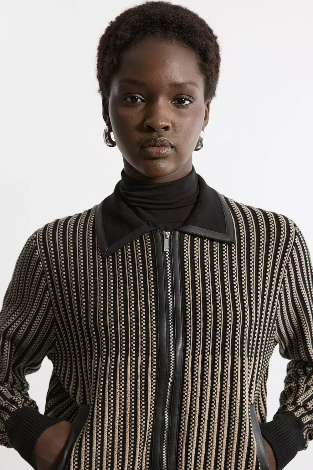 Camel Shrunken Jacquard Knit Jacket Pu With Collar alternative image