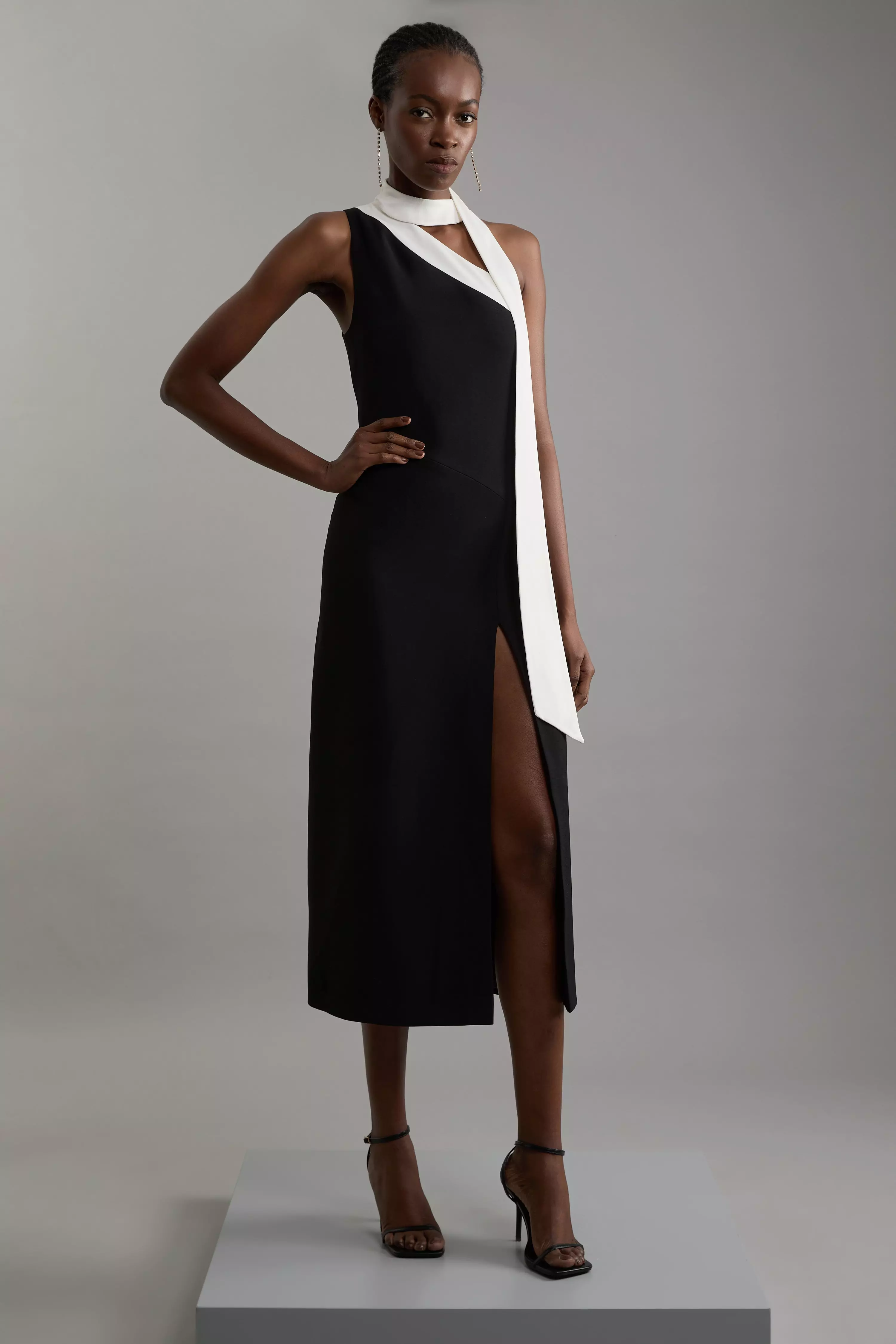 KAREN MILLEN マキシドレス 非対称ネック 長袖 タイト 無地 Karen Millen(カレンミレン) ワンピース・オールインワン