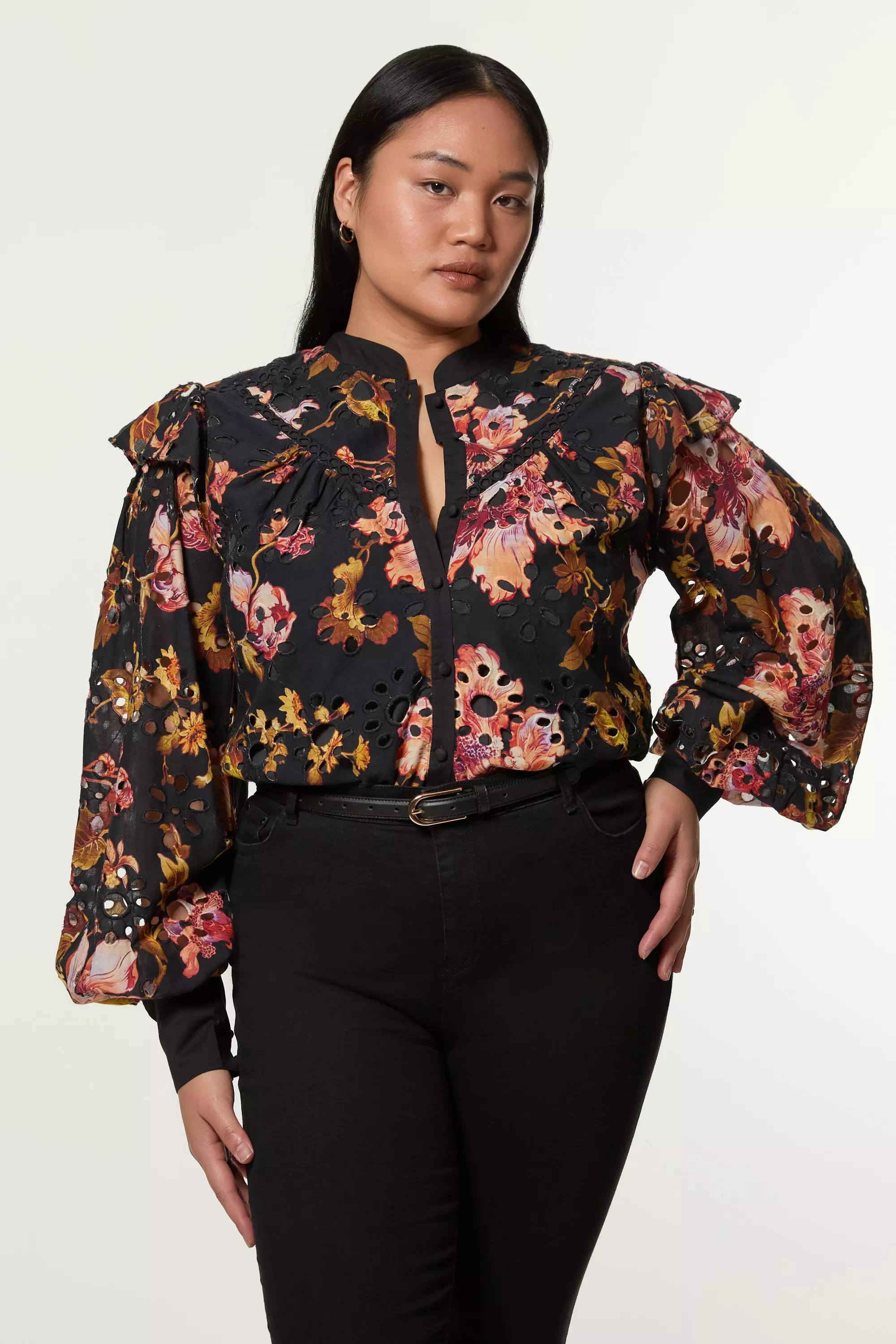 Plus Size Printed Broderie Woven Blouse With Guipure Trim | Karen Millen