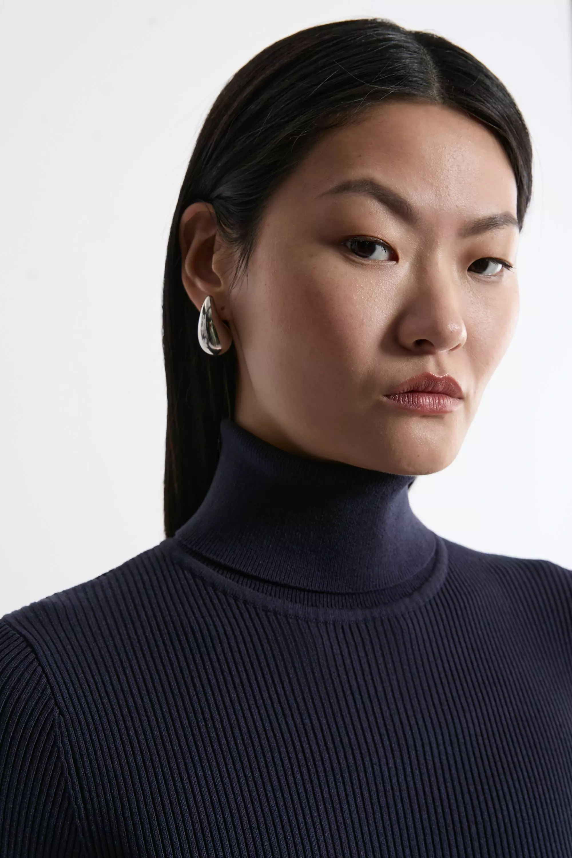 【KAREN MILLEN】ニット ロールネック フリッピーヘム ミニ Viscose Blend Knit Roll Neck Belted Flippy Hem Mini Dress