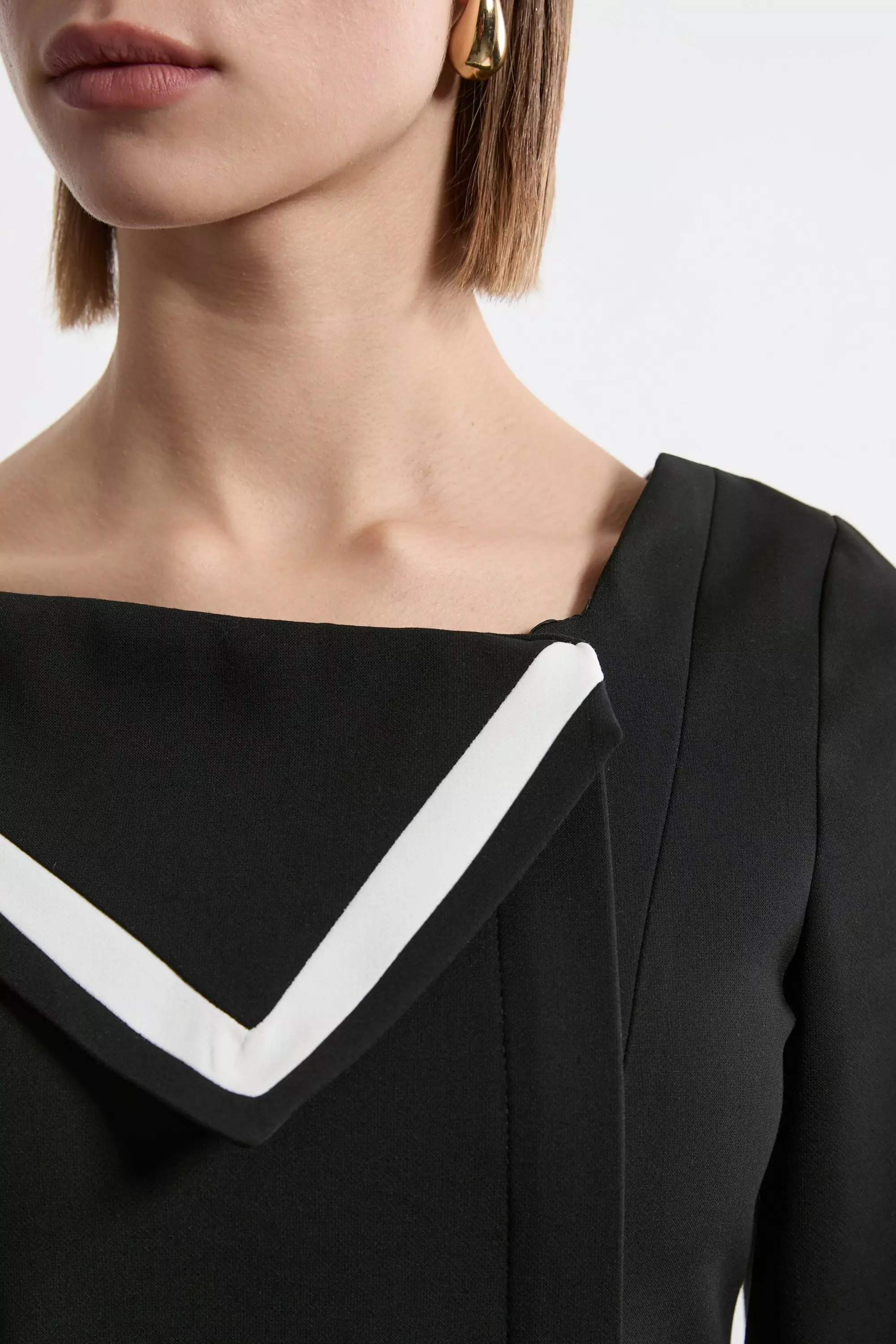 Black Petite Compact Stretch Contrast Tipped Asymmetric Jacket alternative image