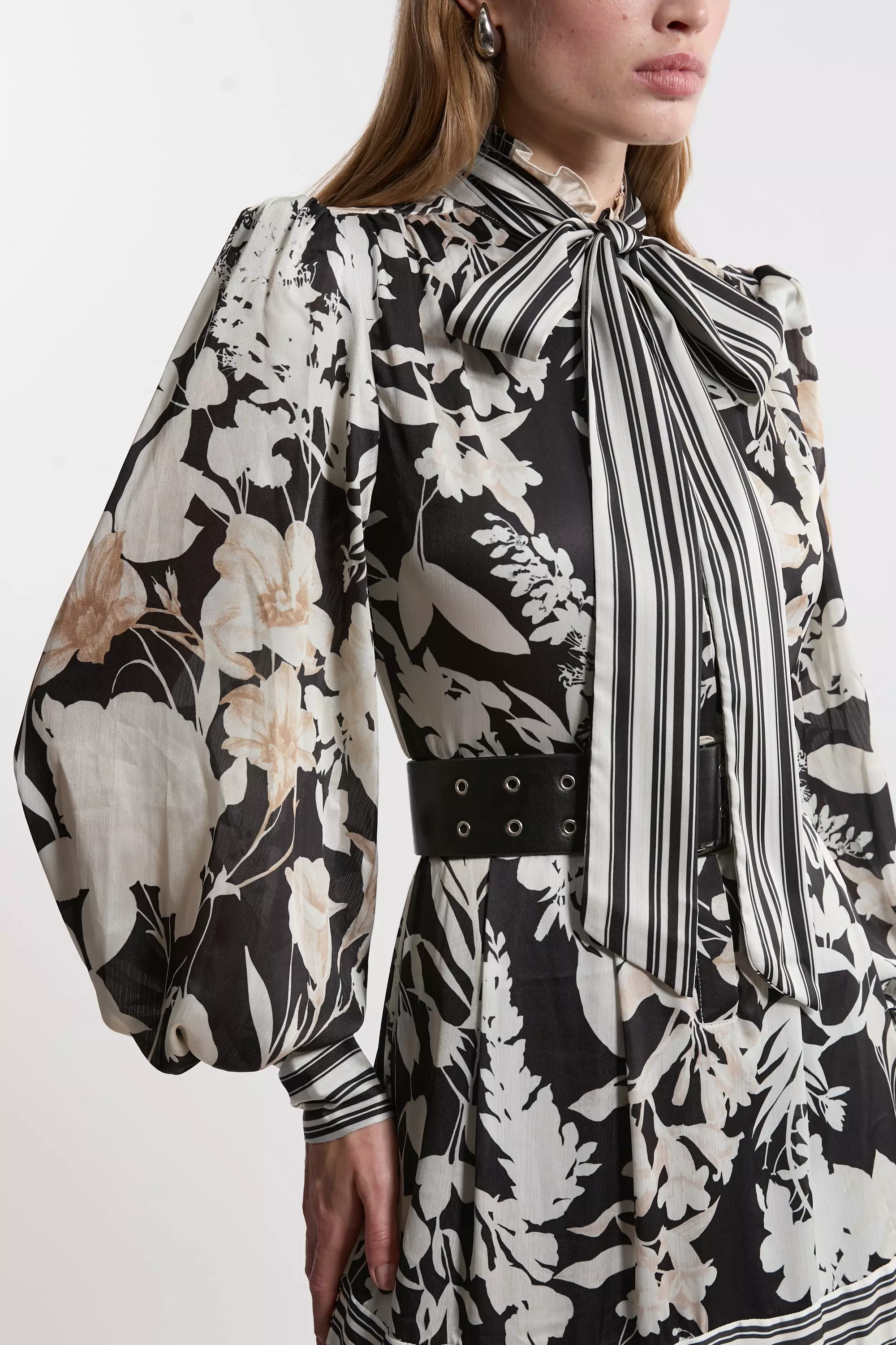 Petite Floral Pleated Tie Neck Woven Midaxi Dress | Karen Millen