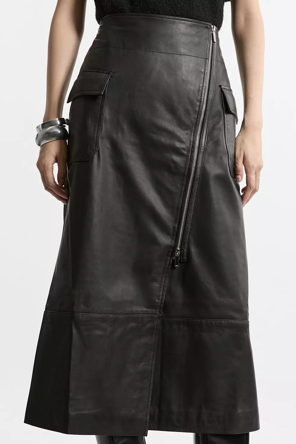 Black a line midi skirt with pockets best sale