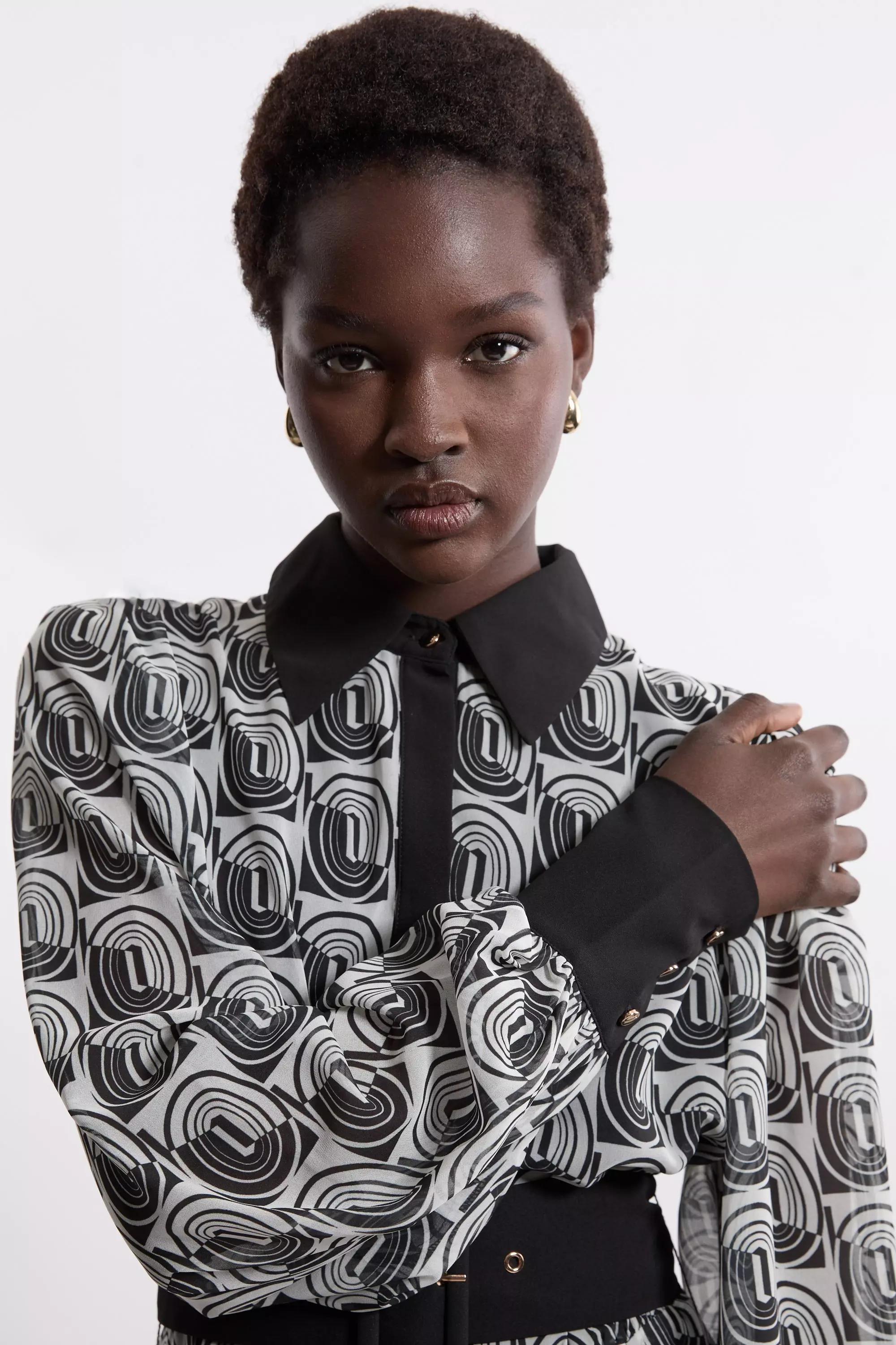 Mono Print Belted Woven Maxi Dress alternative image