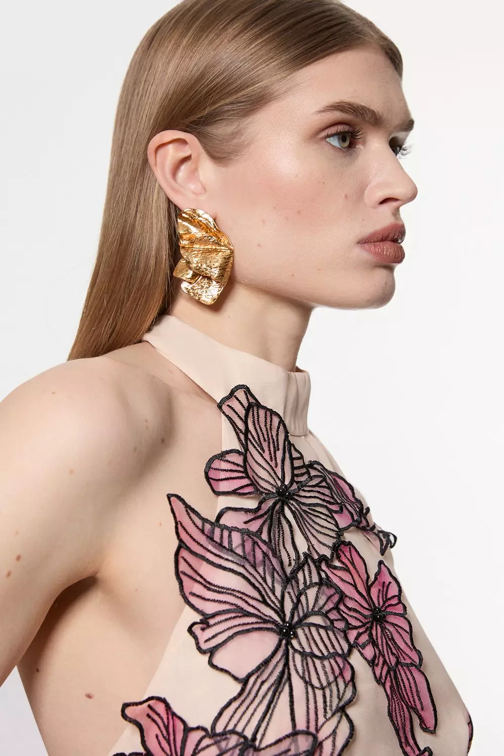 Blush Floral Applique Organdie Woven Halter Neck Maxi Dress alternative image