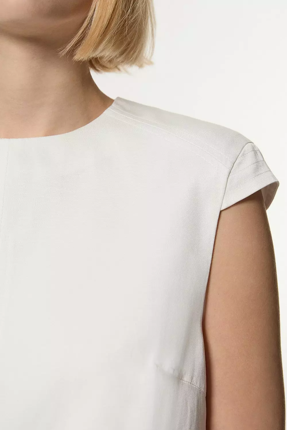 Ivory Tailored Viscose Linen Topstitch Detail Top  alternative image