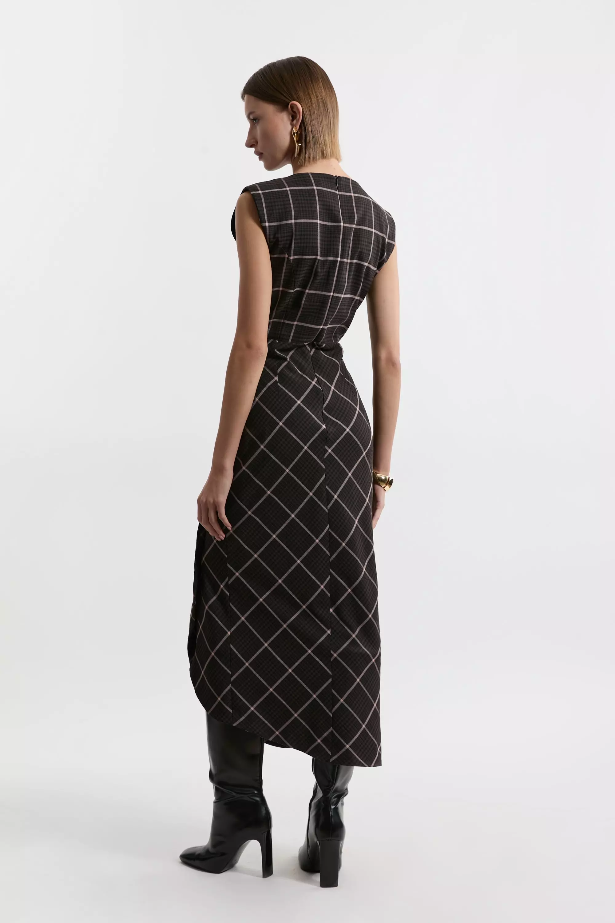 美品　uhr Checkered Tiered Dress 1-2y Checkered Tiered Dress – Uhr Online store