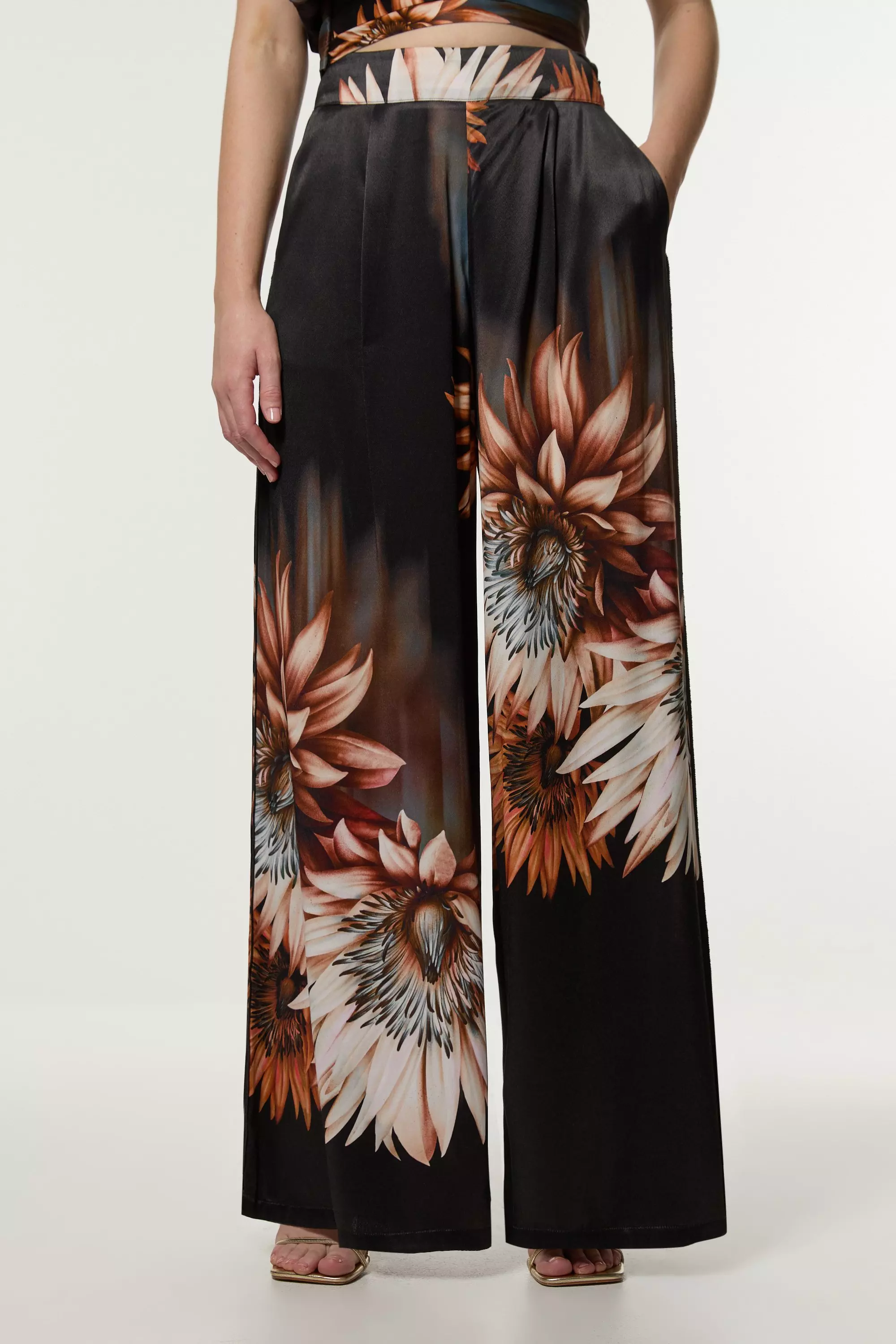 Floral Tall Viscose Satin Printed Wide Leg Woven Trouser alternative image