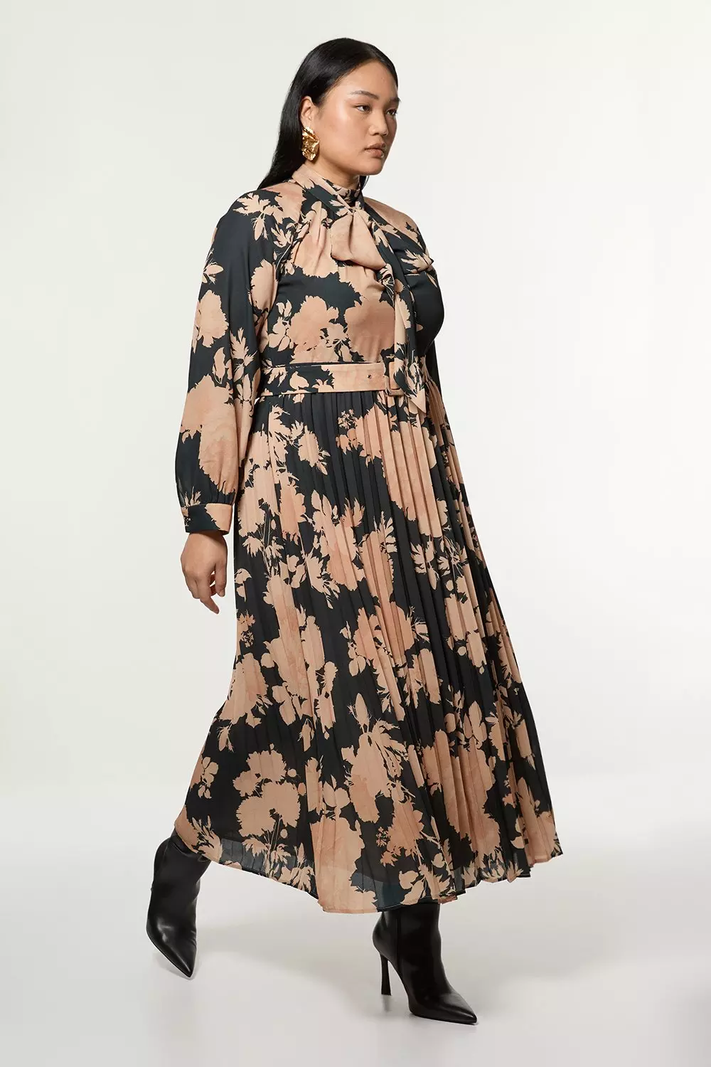 Plus Size Pleated Tie Neck Woven Maxi Dress With Belt