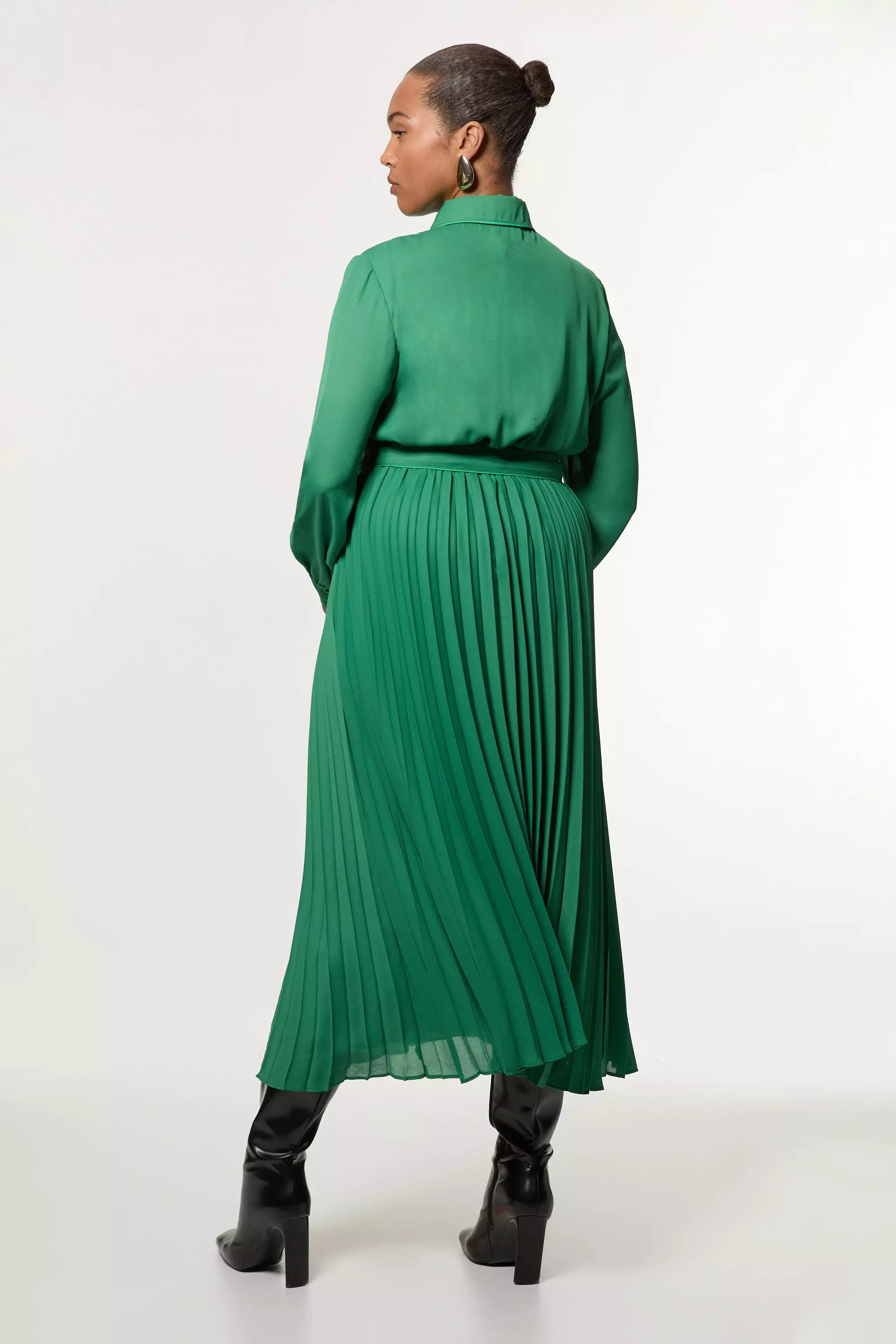 Green Plus Size Contrast Tipped Georgette Woven Shirt Dress alternative image