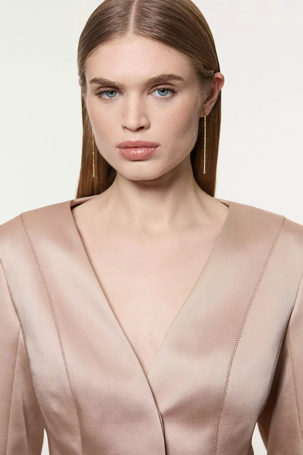 【Karen Millen】サテン ステッチ テーラード ペプラム ブレザー Karen Millen】サテン ステッチ テーラード ペプラム ブレザー
