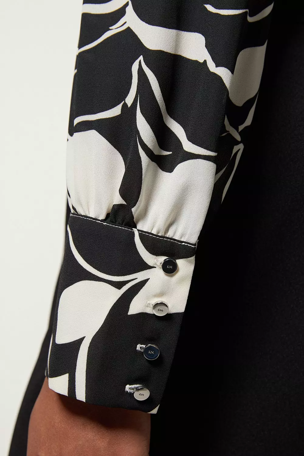 Black Plus Size Printed Woven High Neck Blouse  alternative image