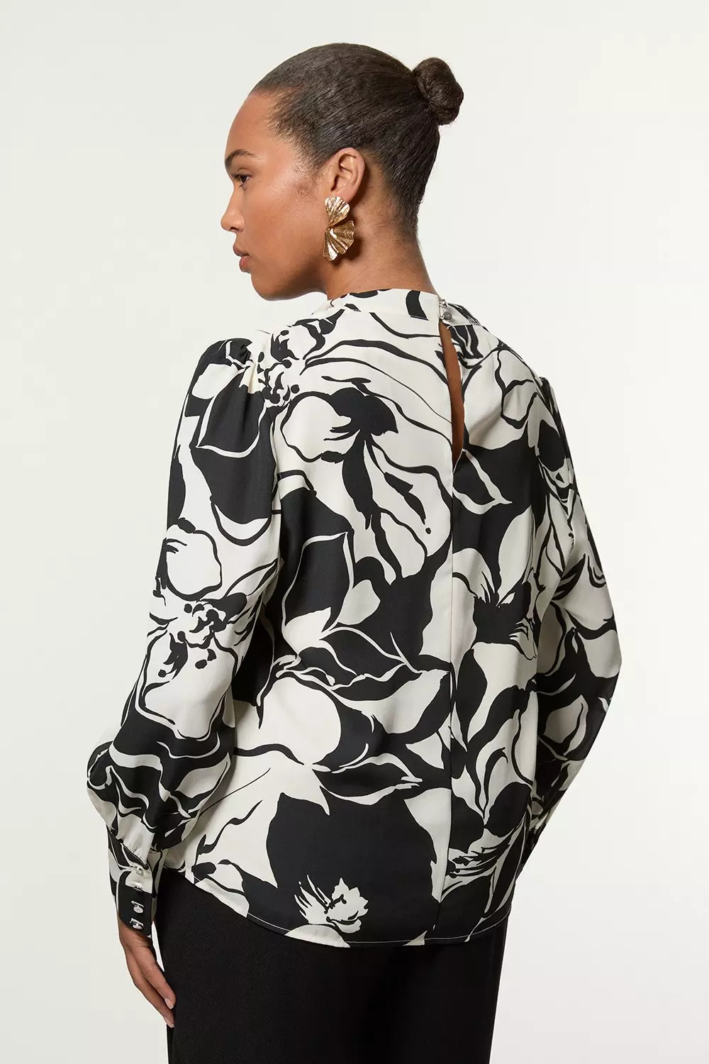 Black Plus Size Printed Woven High Neck Blouse  alternative image
