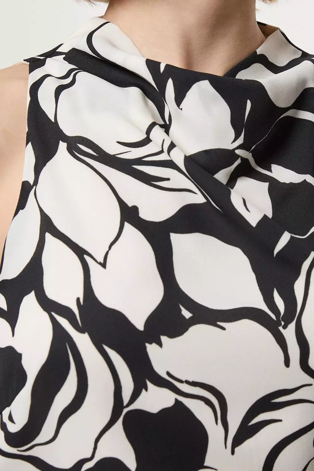 Printed Georgette Halter Neck Woven Top With Cowl Neck