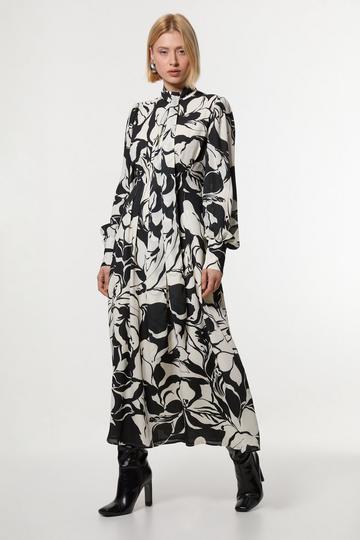 Printed Tie Neck Woven Maxi Dress black