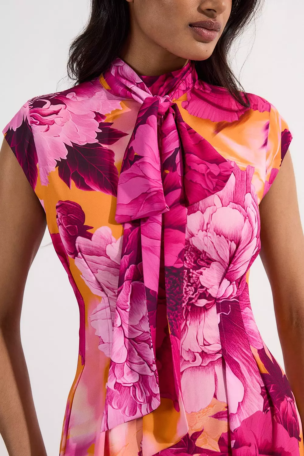 国内発!関税込*KAREN MILLEN*プリーツタイネックミディドレス 国内発・関税込!! KAREN MILLEN*アシンメトリー プリーツドレス