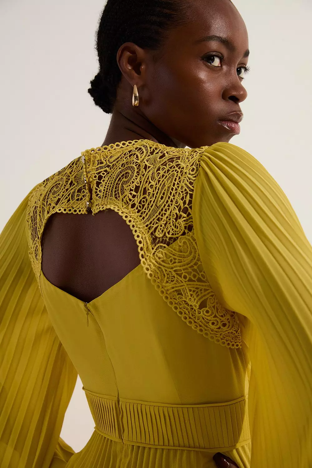 Soft Pleated Lace Detail Woven Kimono Sleeve Maxi Dress