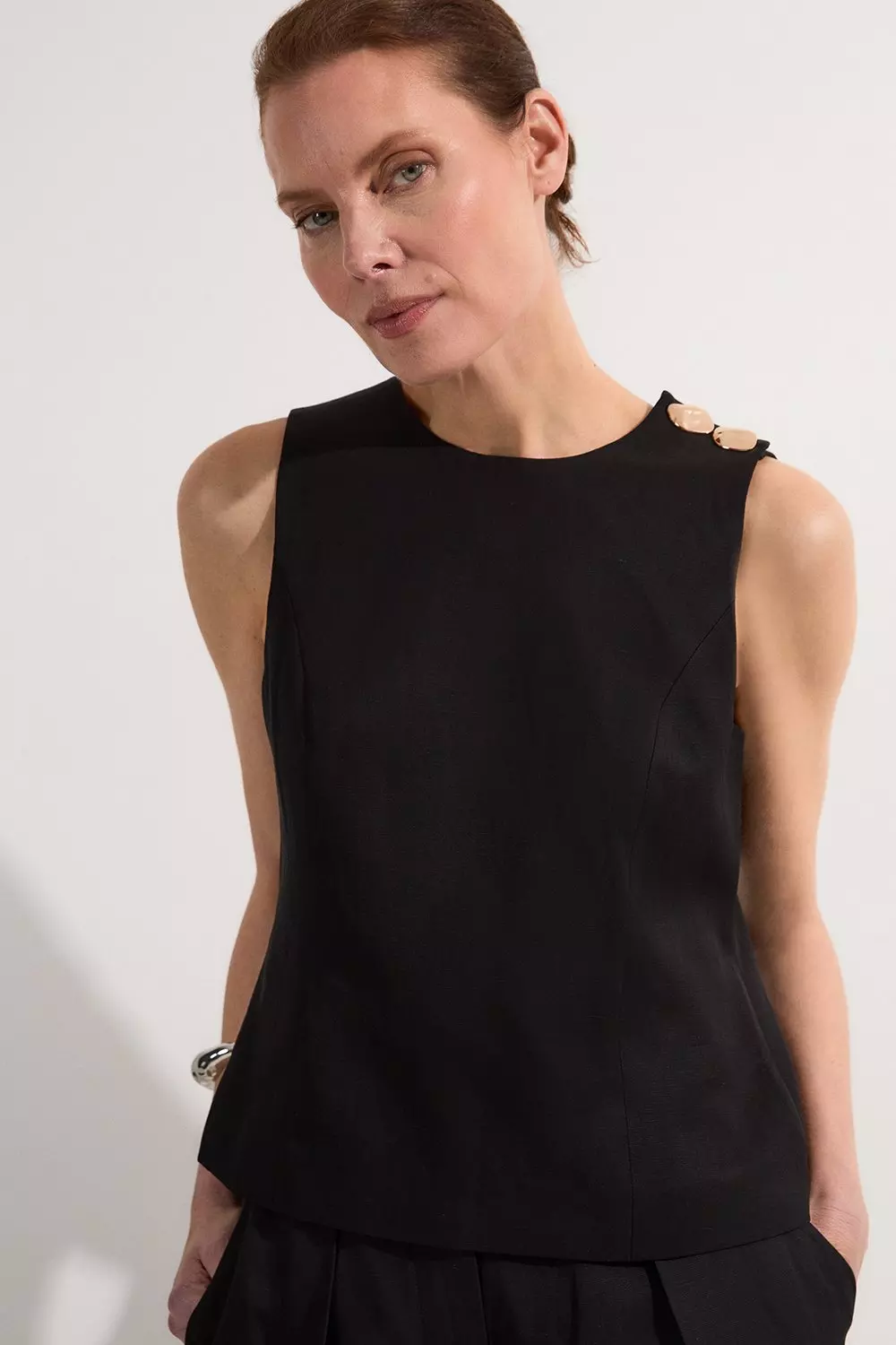 Black Viscose Linen Tailored Button Shell Top alternative image