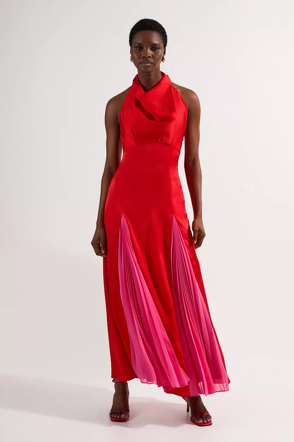 【KAREN MILLEN】ドラマチック ホルタープリーツ マキシドレス Drama Halter Pleat Insert Woven Maxi Dress | Karen Millen