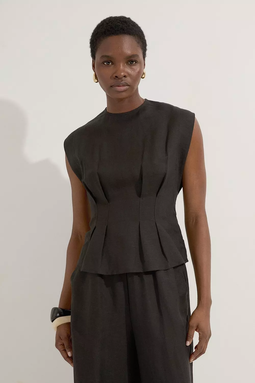 安心追跡【KAREN MILLEN】ホルターネックワイドレッグスーツ Halter Neck Button Front Bandage Knit Top | Karen Millen