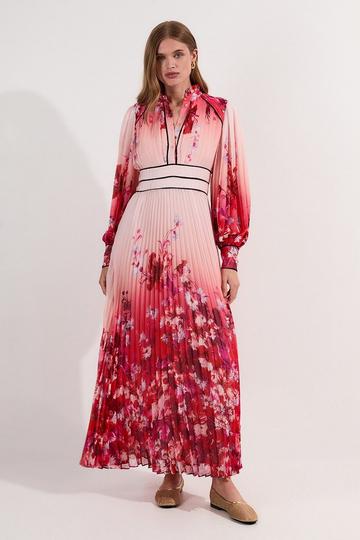Pink Scattered Floral Print Pleated Maxi Dress