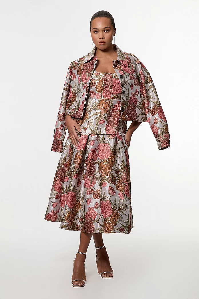 Plus Size Floral Jacquard Strappy Full Skirted Tailored Maxi Plus Size Floral Jacquard Strappy Full Skirted Tailored Maxi