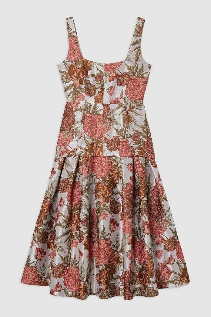 Plus Size Floral Jacquard Strappy Full Skirted Tailored Maxi Plus Size Floral Jacquard Strappy Full Skirted Tailored Maxi