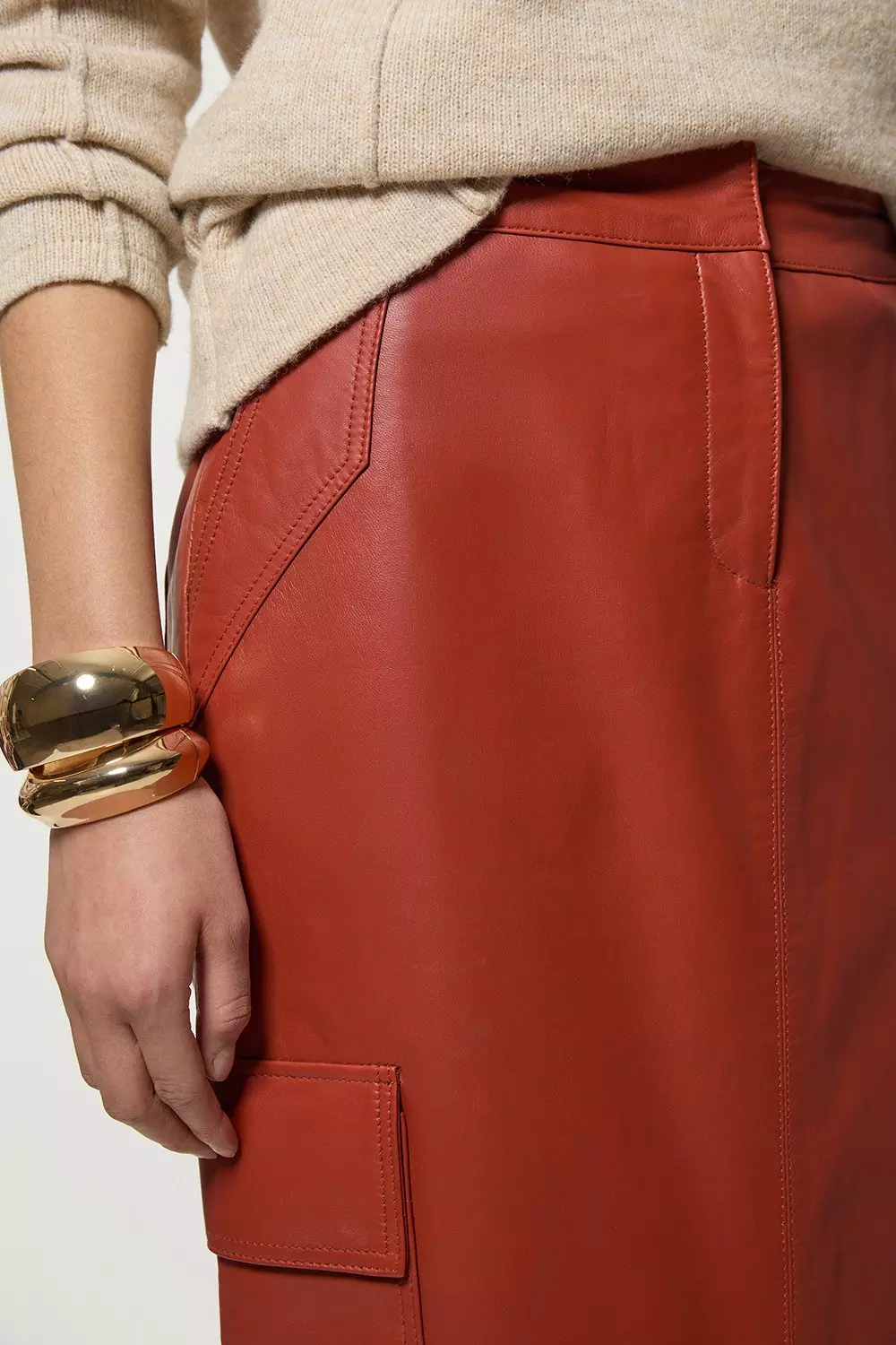 【Karen Millen】テーラード ポケット マキシ スカート Leather Cargo Pocket Maxi Tailored Skirt | Karen Millen