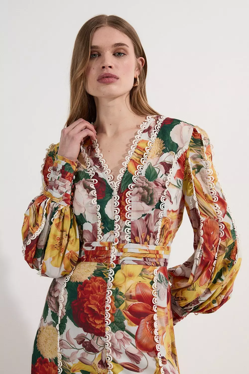 Petite Trailing Floral Woven Plunge Maxi Dress | Karen Millen