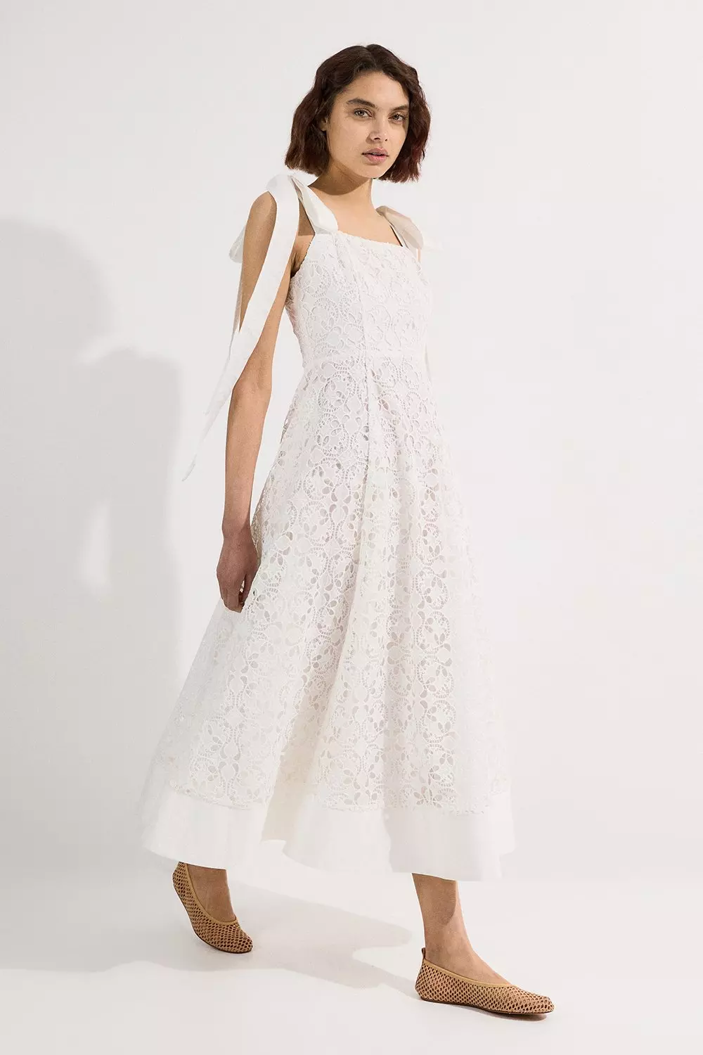 Karen Millen★カットワーク刺繍織りミディ丈プロムドレス Karen Millen☆カットワーク刺繍織りミディ丈プロムドレス