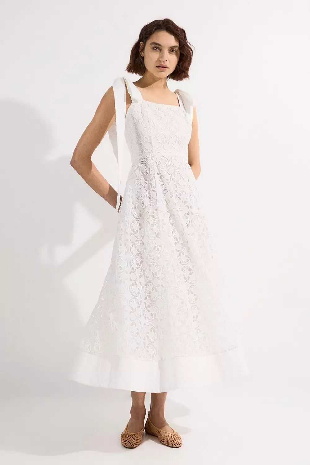 ◆Karen Millen◆カットワーク刺繍織りミディ丈 プロムドレス Cutwork Embroidery Woven Midi Prom Dress | Karen Millen