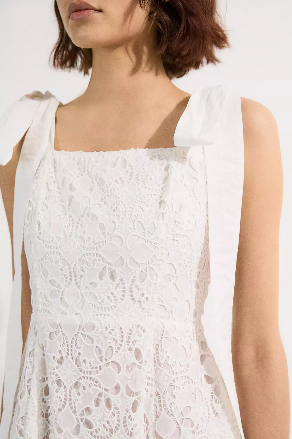 KAREN MILLEN* カットワーク刺繍ミディウーブンプロムドレス Cutwork Embroidery Woven Midi Prom Dress | Karen Millen