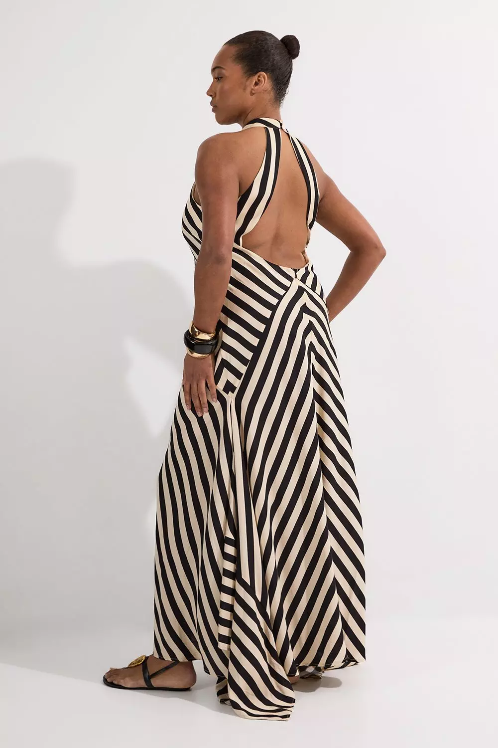 KAREN MILLEN マキシドレス パフスリーブ ハイネック Aライン シンプル胸元ドレープ無地ロングドレス/山崎みどり - カラードレス