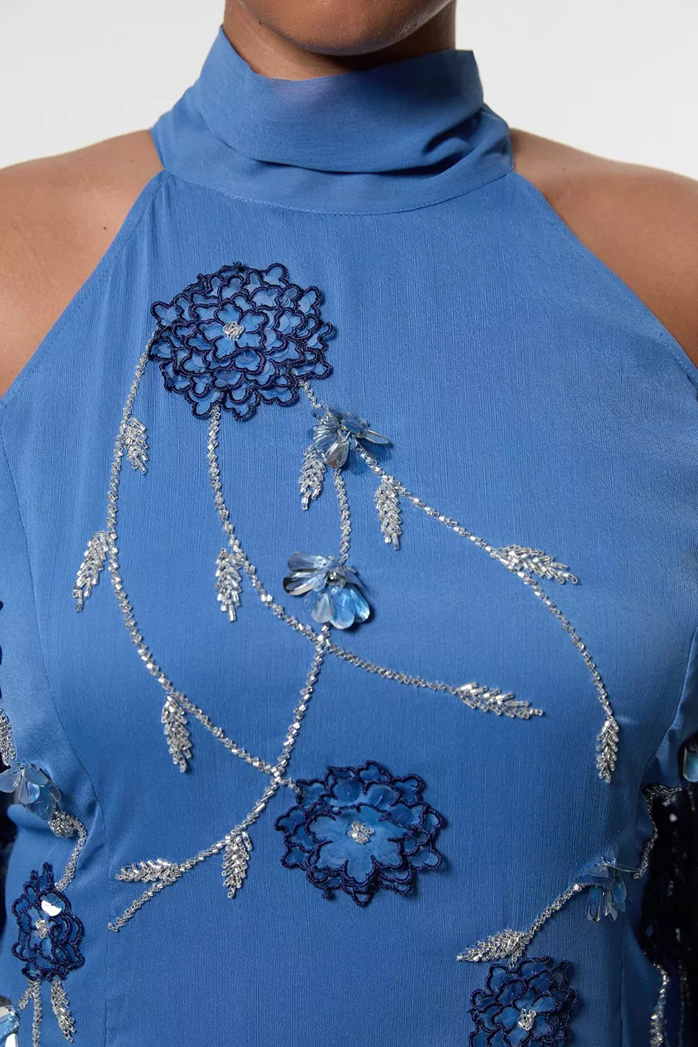 Plus Size Cold Shoulder 3D Floral Applique Woven Maxi Dress